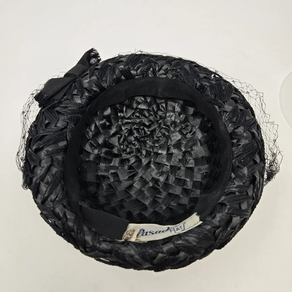VINTAGE 1950 PASADENA HATS BLACK WOVEN STRAW BOATER HAT VEIL WOMEN OS WHIMSIGOTH